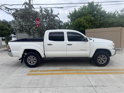 2015 Toyota Tacoma PreRunner V6 - Photo 4 - Miami, FL 33147