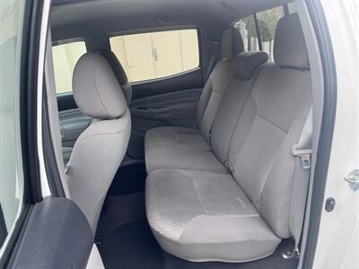2015 Toyota Tacoma PreRunner V6 - Photo 15 - Miami, FL 33147