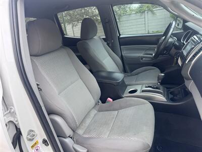 2015 Toyota Tacoma PreRunner V6 - Photo 16 - Miami, FL 33147
