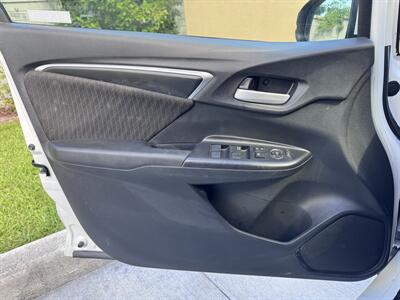 2020 Honda Fit EX   - Photo 13 - Miami, FL 33147