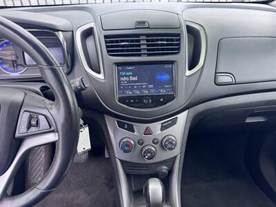 2016 Chevrolet Trax LT   - Photo 7 - Miami, FL 33147
