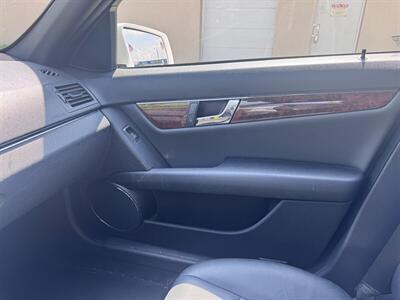 2010 Mercedes-Benz C 300 Luxury 4MATIC   - Photo 13 - Miami, FL 33147