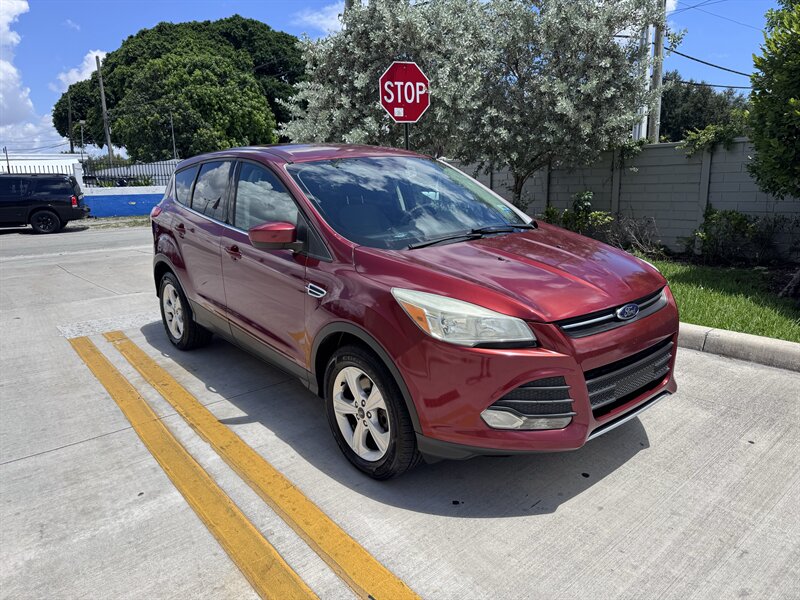 2016 Ford Escape SE - Photo 3 - Miami, FL 33147