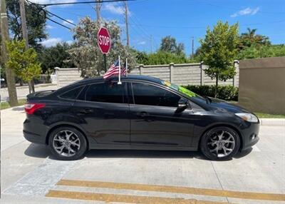 2014 Ford Focus SE   - Photo 3 - Miami, FL 33147