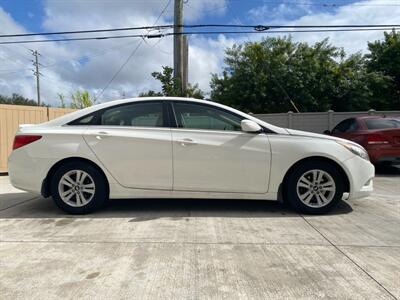 2013 Hyundai SONATA GLS   - Photo 15 - Miami, FL 33147