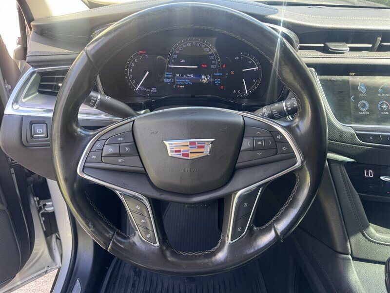 2019 Cadillac XT5 Premium Luxury - Photo 9 - Miami, FL 33147