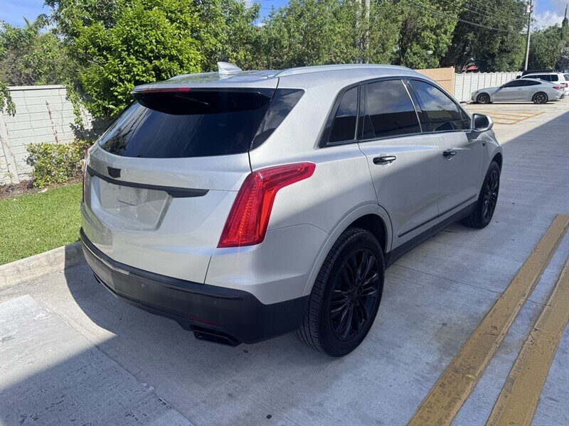 2019 Cadillac XT5 Premium Luxury - Photo 5 - Miami, FL 33147