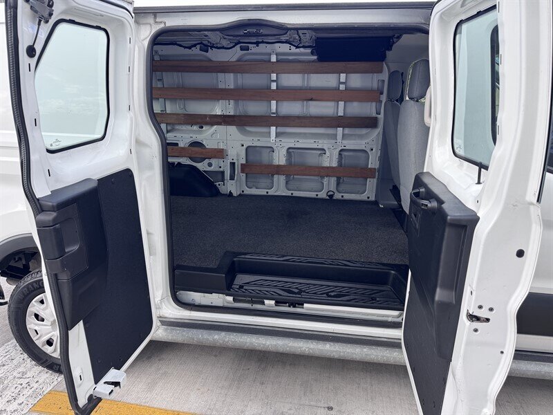 2016 Ford Transit Base - Photo 14