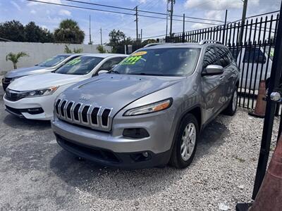 2016 Jeep Cherokee Latitude   - Photo 4 - Miami, FL 33147