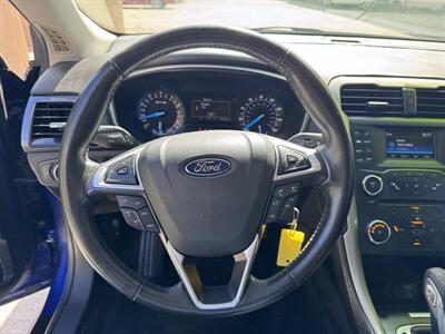 2015 Ford Fusion SE   - Photo 10 - Miami, FL 33147