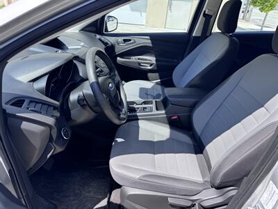 2019 Ford Escape S   - Photo 13 - Miami, FL 33147