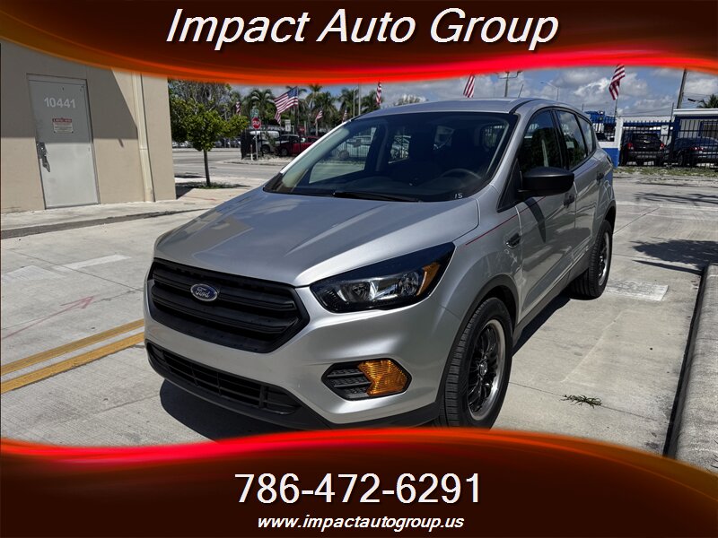 2019 Ford Escape S  