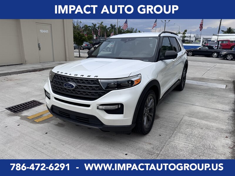 2021 Ford Explorer XLT  