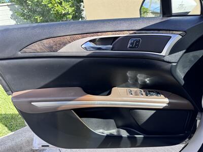 2015 Lincoln MKZ - Photo 13 - Miami, FL 33147