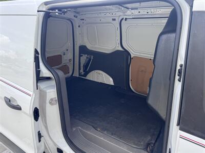 2020 Ford Transit Connect XL   - Photo 16 - Miami, FL 33147