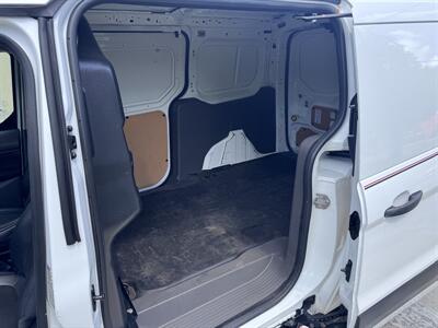 2020 Ford Transit Connect XL   - Photo 15 - Miami, FL 33147