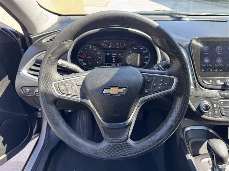 2022 Chevrolet Malibu LT - Photo 9 - Miami, FL 33147