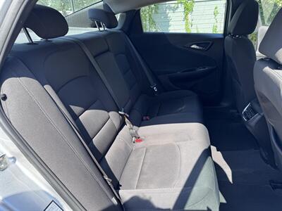 2022 Chevrolet Malibu LT - Photo 17 - Miami, FL 33147