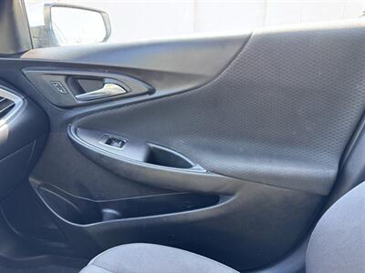 2022 Chevrolet Malibu LT - Photo 12 - Miami, FL 33147