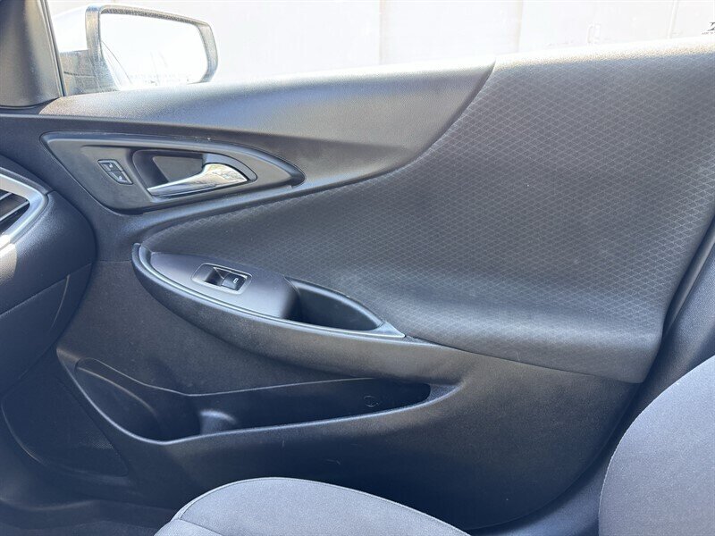 2022 Chevrolet Malibu LT - Photo 12 - Miami, FL 33147