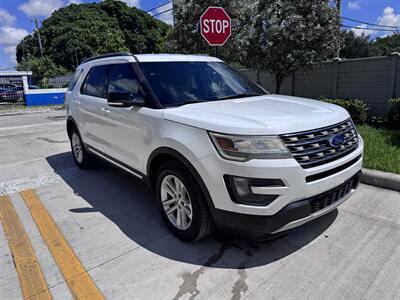 2016 Ford Explorer XLT   - Photo 3 - Miami, FL 33147