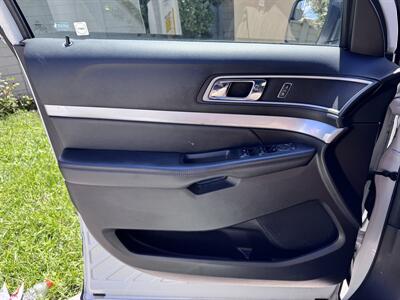 2016 Ford Explorer XLT   - Photo 15 - Miami, FL 33147