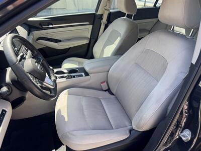 2019 Nissan Altima 2.5 SV - Photo 14 - Miami, FL 33147