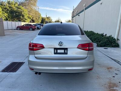 2015 Volkswagen Jetta S   - Photo 6 - Miami, FL 33147