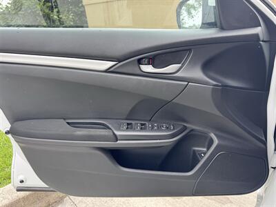 2020 Honda Civic LX   - Photo 12 - Miami, FL 33147