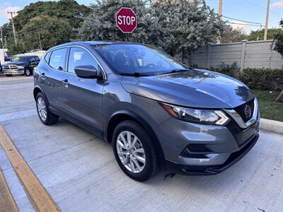 2021 Nissan Rogue Sport S   - Photo 3 - Miami, FL 33147