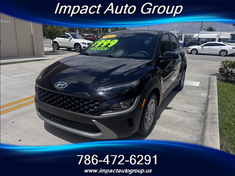 2022 Hyundai KONA SE  