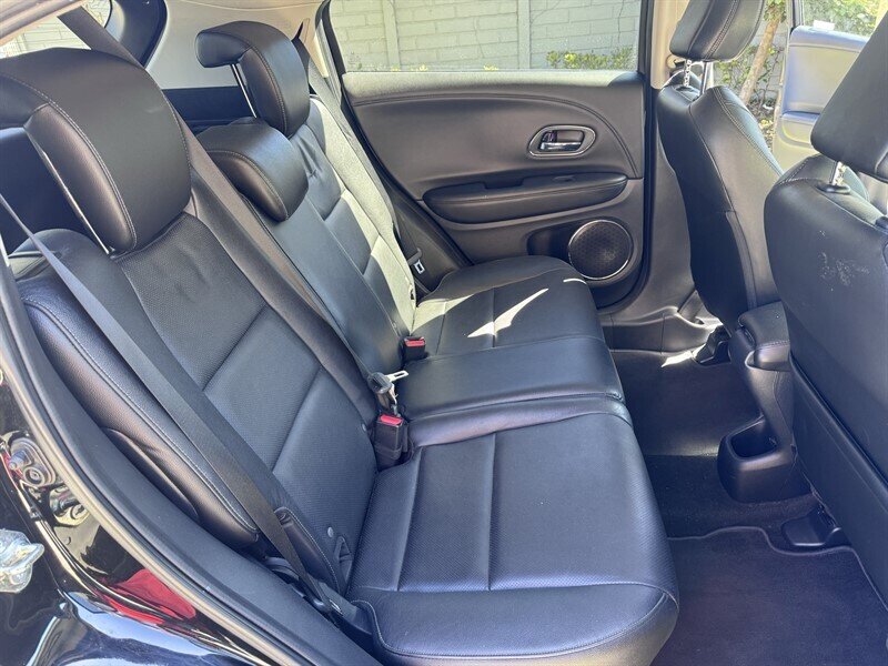 2021 Honda HR-V EX-L - Photo 17 - Miami, FL 33147