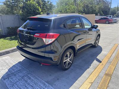 2021 Honda HR-V EX-L   - Photo 5 - Miami, FL 33147