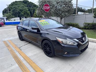2017 Nissan Altima 2.5 SR   - Photo 3 - Miami, FL 33147