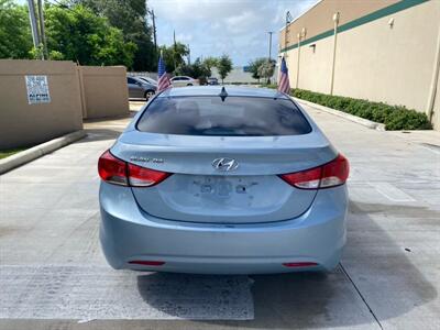 2013 Hyundai ELANTRA GLS   - Photo 11 - Miami, FL 33147