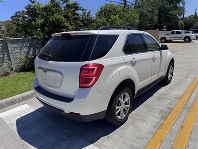 2017 Chevrolet Equinox LT   - Photo 4 - Miami, FL 33147