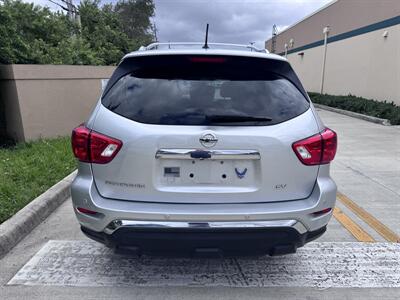2017 Nissan Pathfinder SV - Photo 6 - Miami, FL 33147