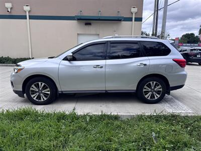 2017 Nissan Pathfinder SV - Photo 9 - Miami, FL 33147