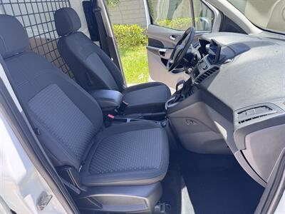 2022 Ford Transit Connect XLT   - Photo 14 - Miami, FL 33147