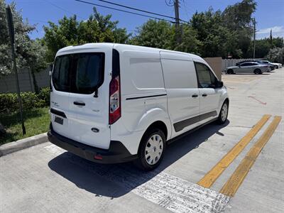 2022 Ford Transit Connect XLT   - Photo 7 - Miami, FL 33147