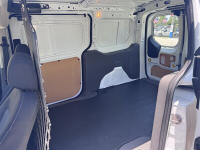 2022 Ford Transit Connect XLT   - Photo 10 - Miami, FL 33147