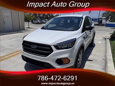 2019 Ford Escape S   - Photo 1 - Miami, FL 33147