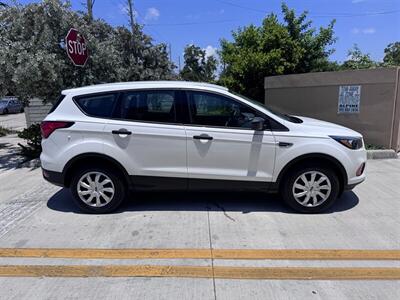2019 Ford Escape S   - Photo 8 - Miami, FL 33147