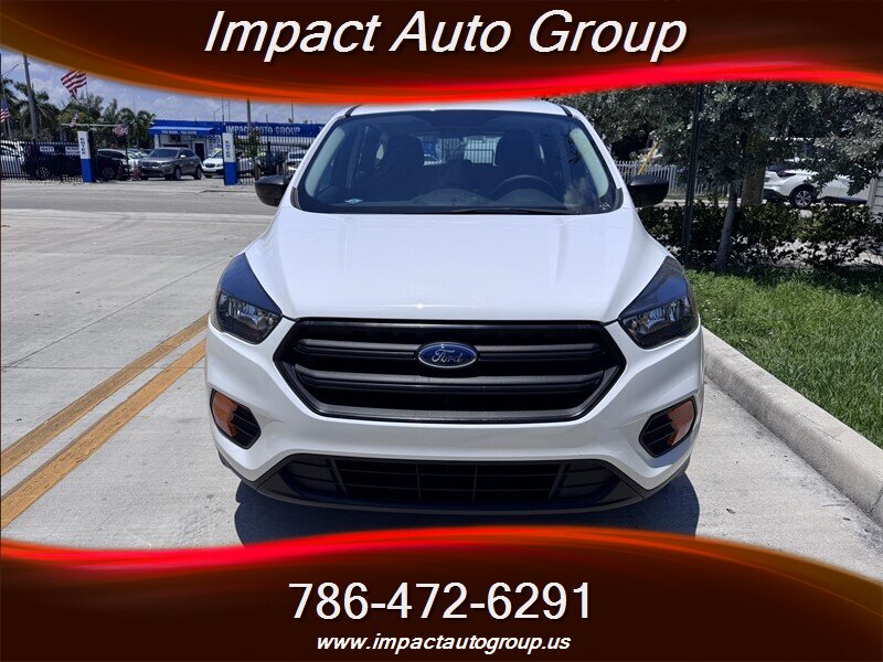 2019 Ford Escape S  