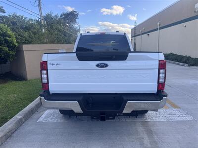 2022 Ford F-250 Super Duty XLT   - Photo 6 - Miami, FL 33147