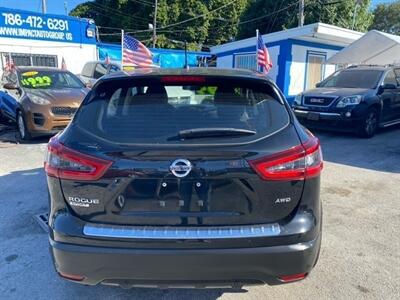 2020 Nissan Rogue Sport S   - Photo 7 - Miami, FL 33147
