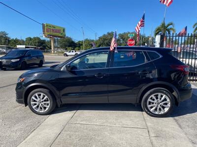 2020 Nissan Rogue Sport S   - Photo 9 - Miami, FL 33147