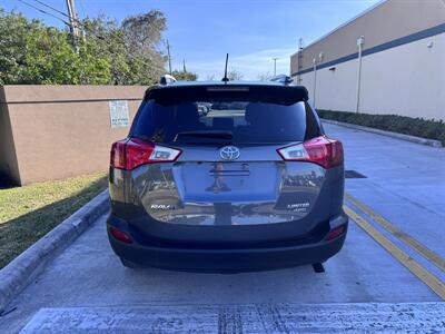 2015 Toyota RAV4 Limited   - Photo 6 - Miami, FL 33147