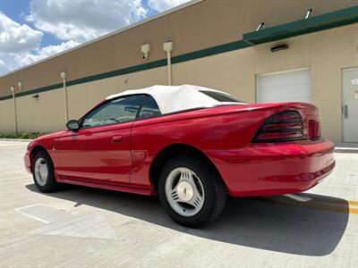 1995 Ford Mustang   - Photo 12 - Miami, FL 33147