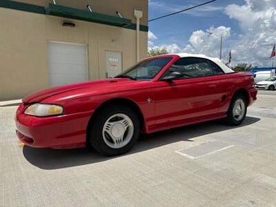 1995 Ford Mustang   - Photo 4 - Miami, FL 33147